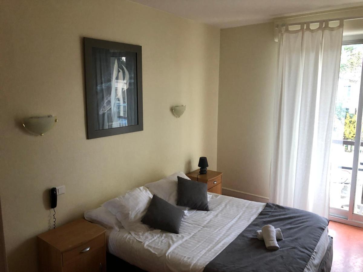 Hotel Le Christina La Baule-Escoublac Bagian luar foto