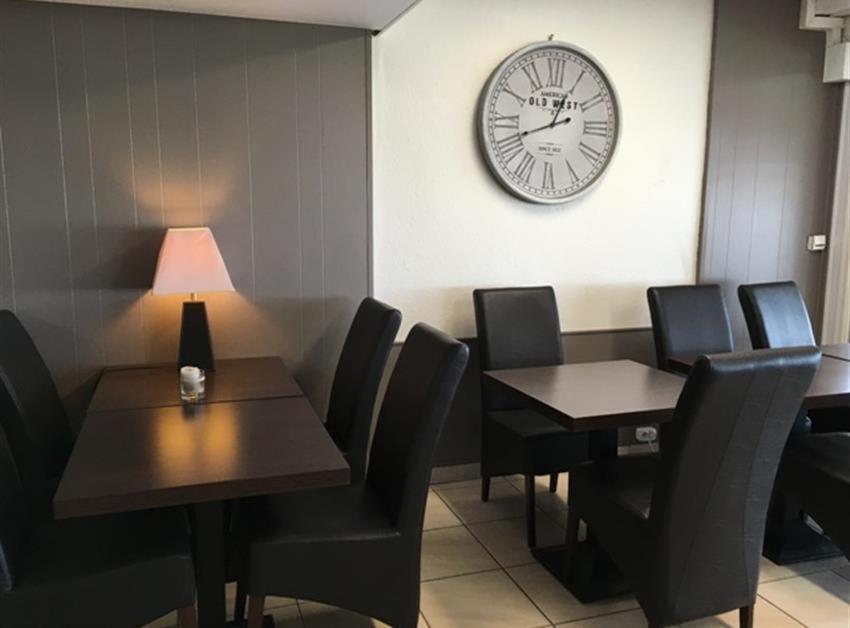 Hotel Le Christina La Baule-Escoublac Bagian luar foto