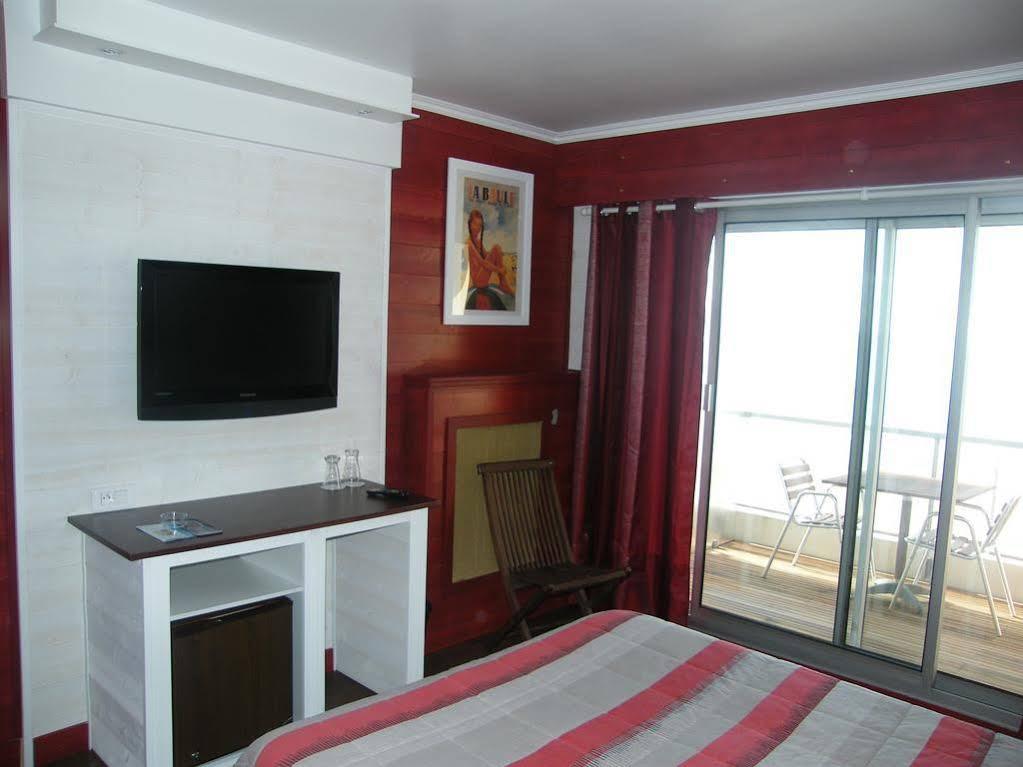 Hotel Le Christina La Baule-Escoublac Bagian luar foto